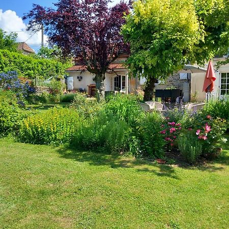 Les Trois Prunelles Saint-Pierre-Toirac Exterior foto